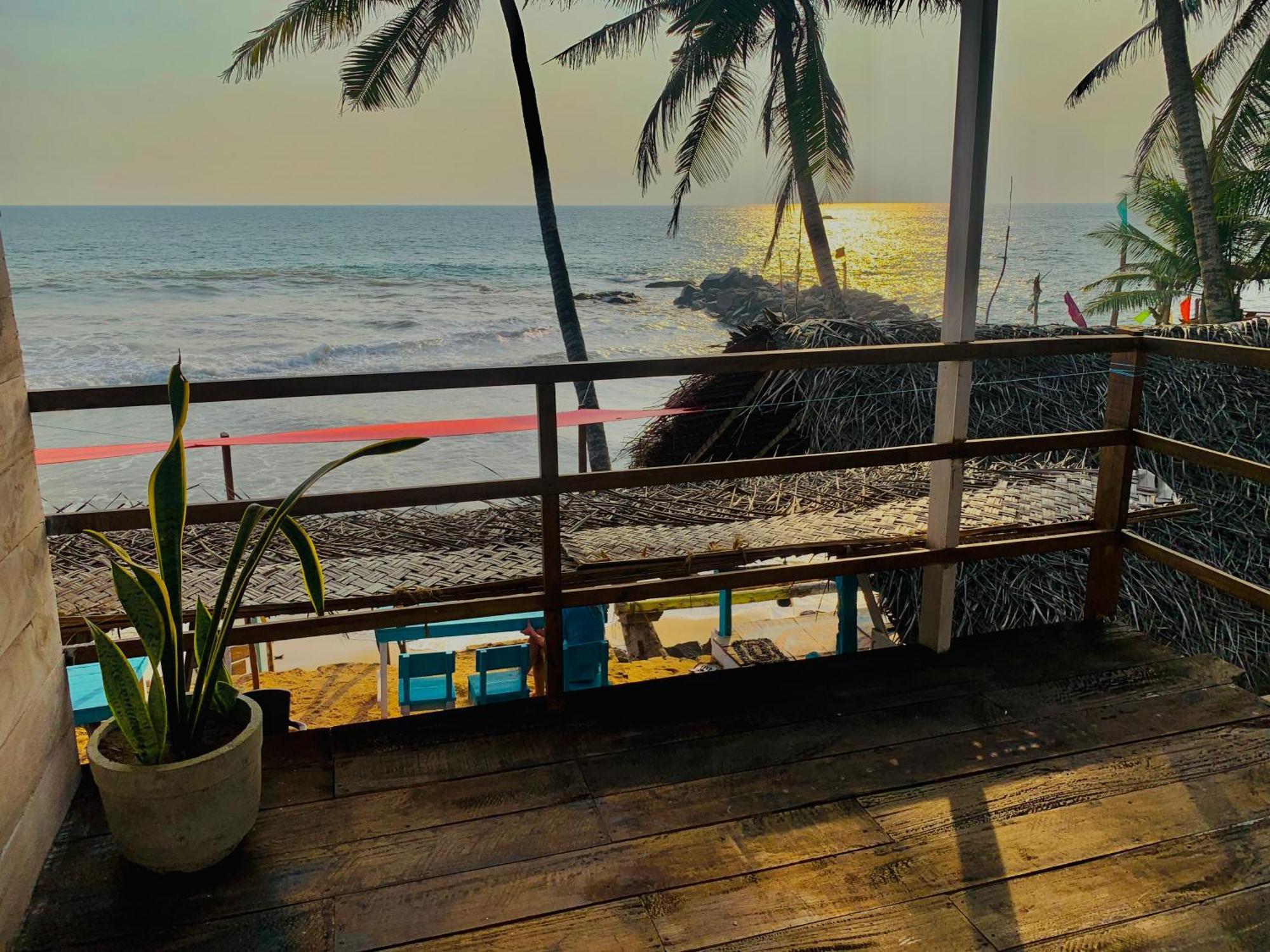 Smile Beach Home Галле Номер фото